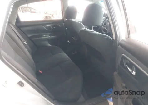 2015 Nissan Altima 2.5/2.5 S/2.5 Sl/2.5 Sv из США, поврежденный, VIN 1N4AL3AP0FC263059